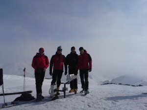 Luis, Reinhard, Andreas und Gerhard am Geier